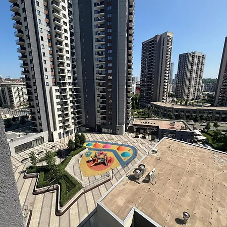 Waterfront Next Level Apartment *